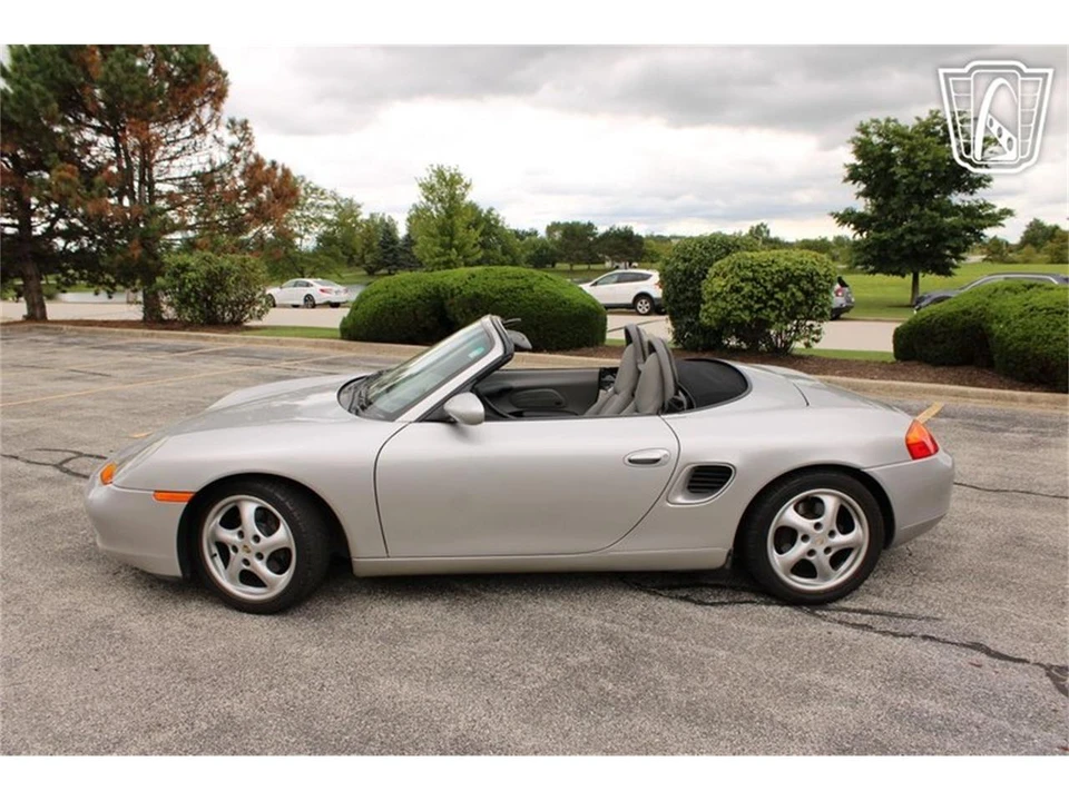 1998 Porsche 986 Boxster - Image 10 of 31