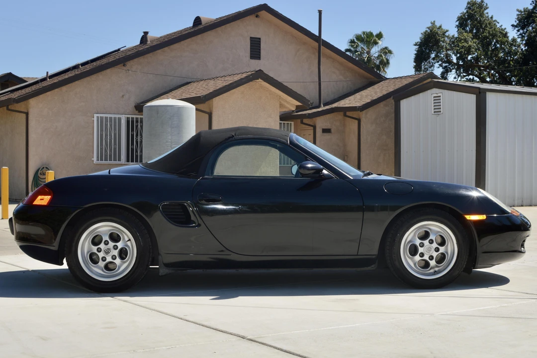 1998 Porsche 986 Boxster - Image 4 of 31