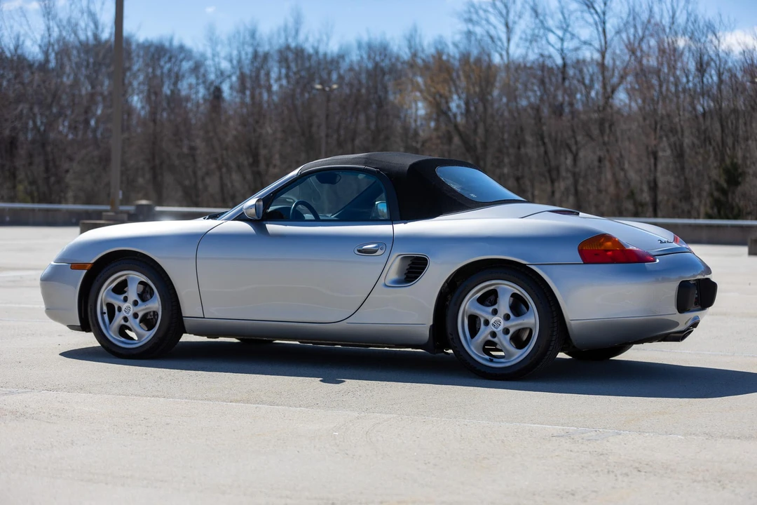 1998 Porsche 986 Boxster - Image 24 of 31