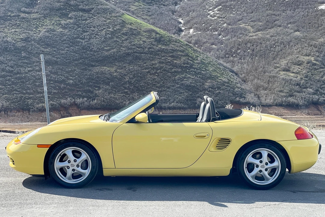 1998 Porsche 986 Boxster - Image 13 of 31