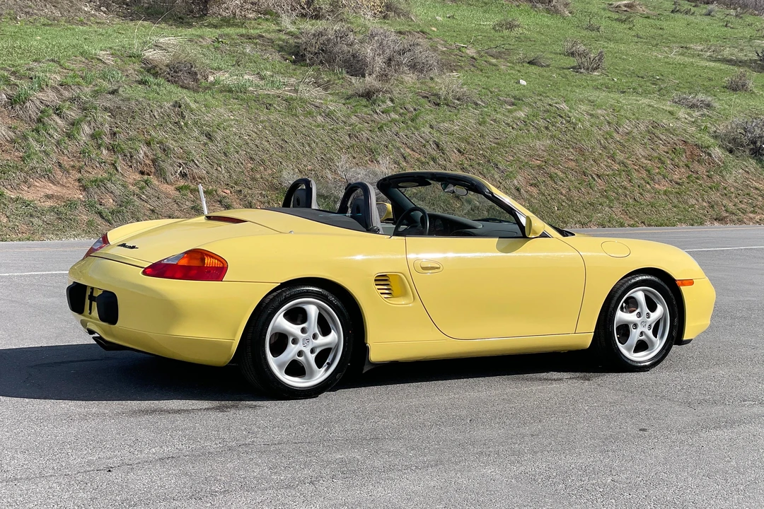 1998 Porsche 986 Boxster - Image 24 of 31