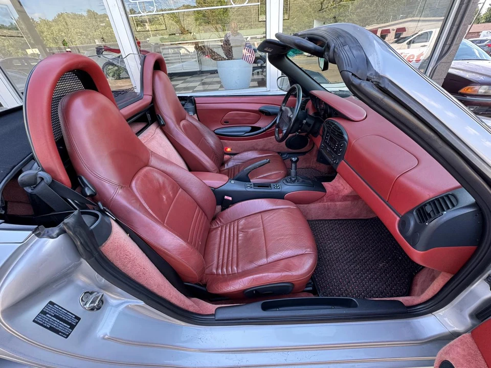 1998 Porsche 986 Boxster - Image 13 of 22
