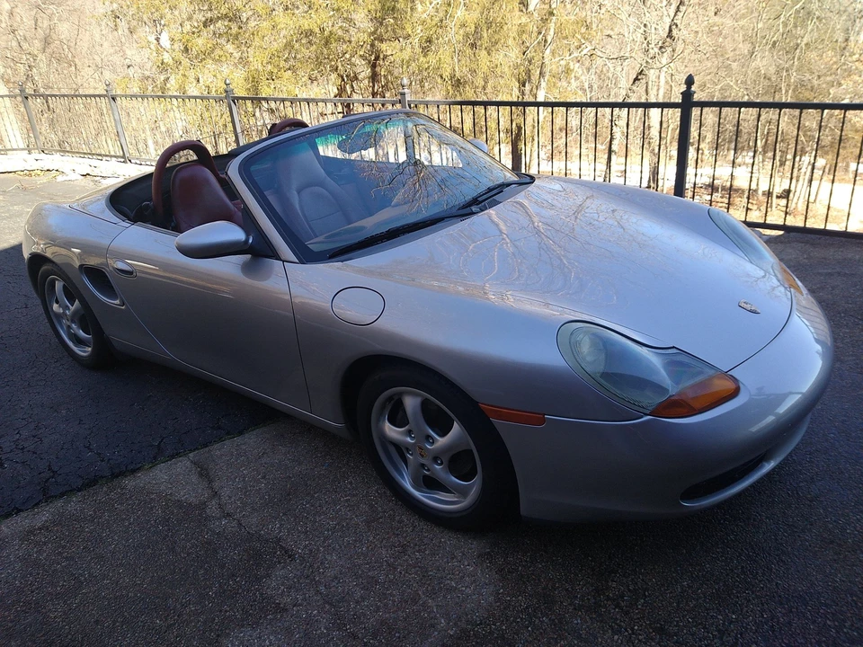 1998 Porsche 986 Boxster - Image 13 of 29