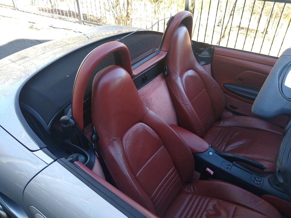 1998 Porsche 986 Boxster - Image 17 of 29