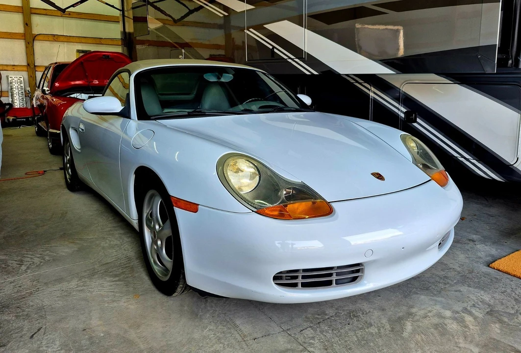 1998 Porsche 986 Boxster - Image 15 of 21