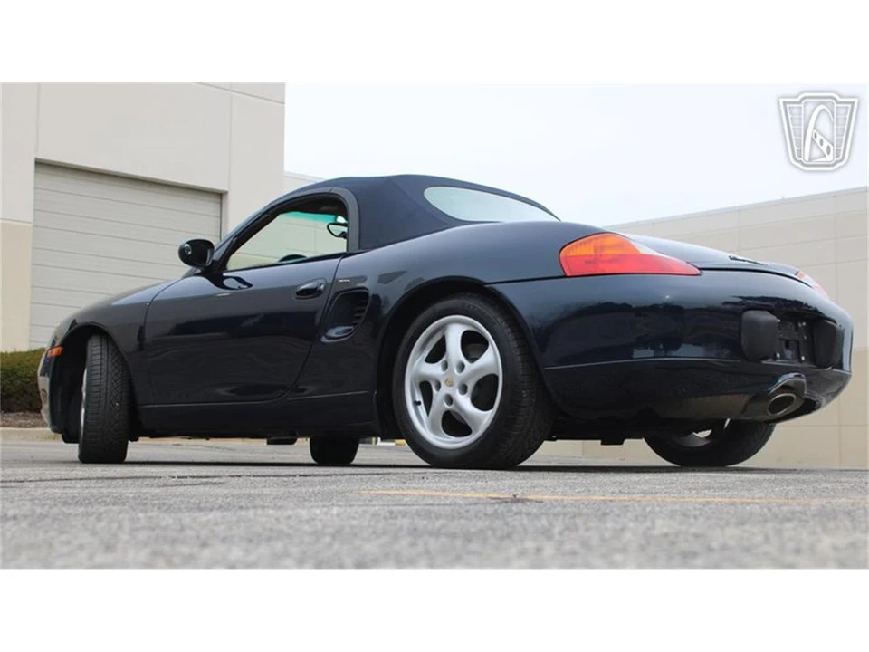 1998 Porsche 986 Boxster - Image 9 of 31