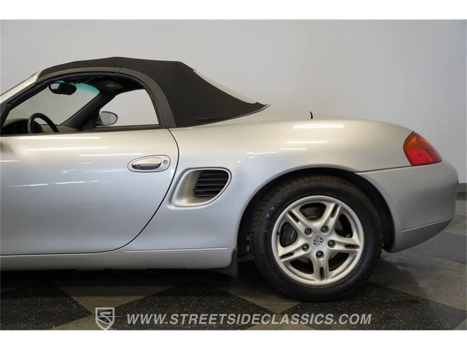 1998 Porsche 986 Boxster - Image 25 of 31
