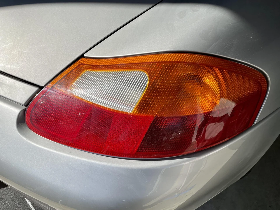 1998 Porsche 986 Boxster - Image 23 of 31
