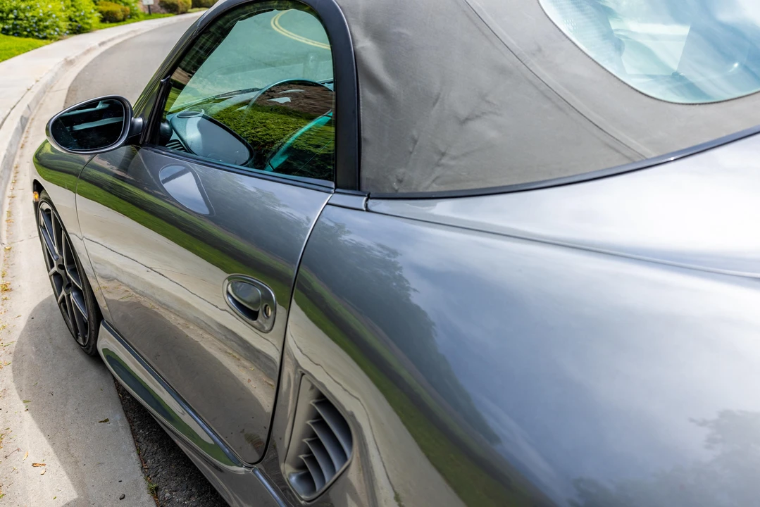 1998 Porsche 986 Boxster - Image 28 of 31