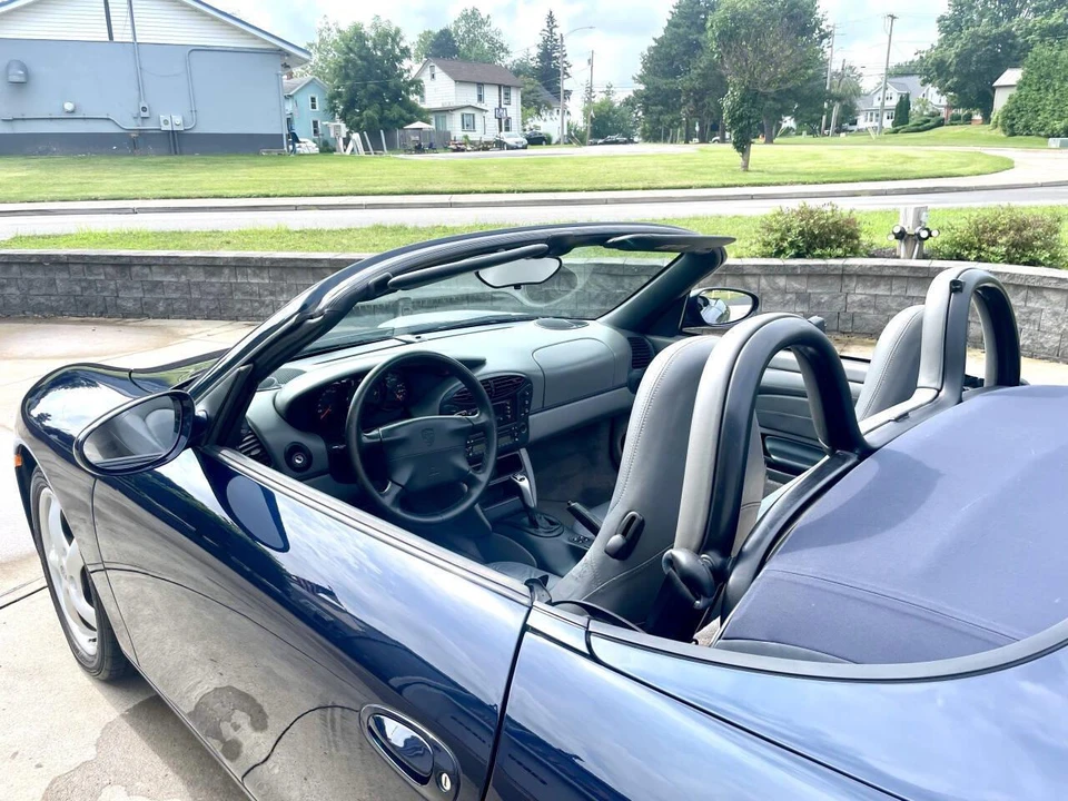 1998 Porsche 986 Boxster - Image 12 of 31