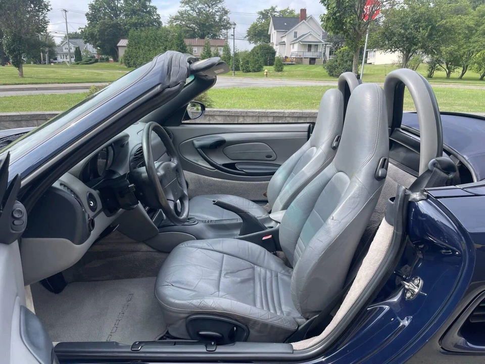 1998 Porsche 986 Boxster - Image 15 of 31