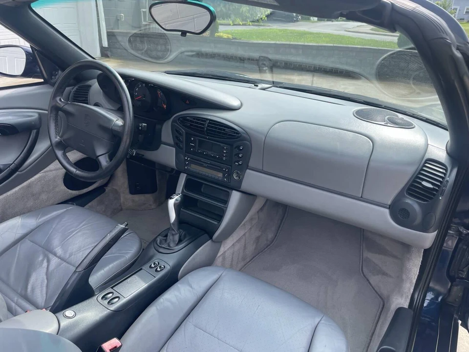 1998 Porsche 986 Boxster - Image 29 of 31