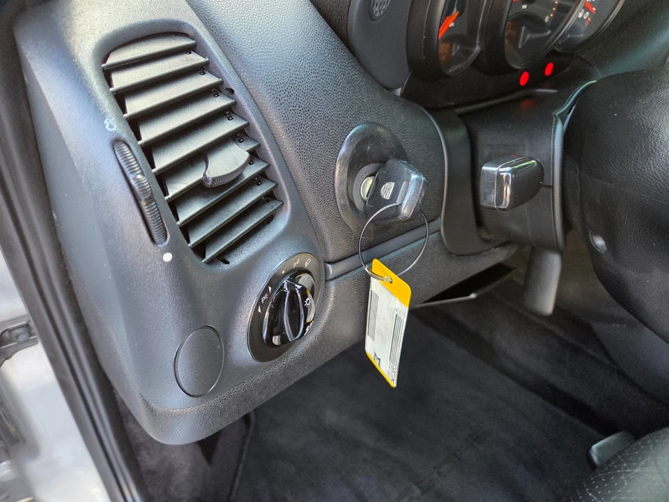 1998 Porsche 986 Boxster - Image 19 of 31
