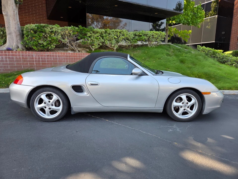 1998 Porsche 986 Boxster - Image 7 of 31