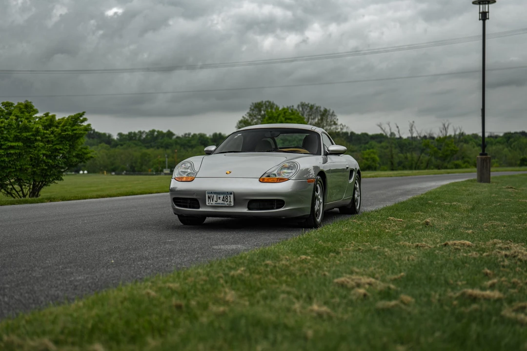 1998 Porsche 986 Boxster - Image 9 of 31