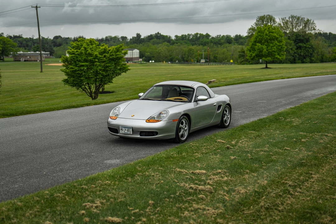 1998 Porsche 986 Boxster - Image 8 of 31