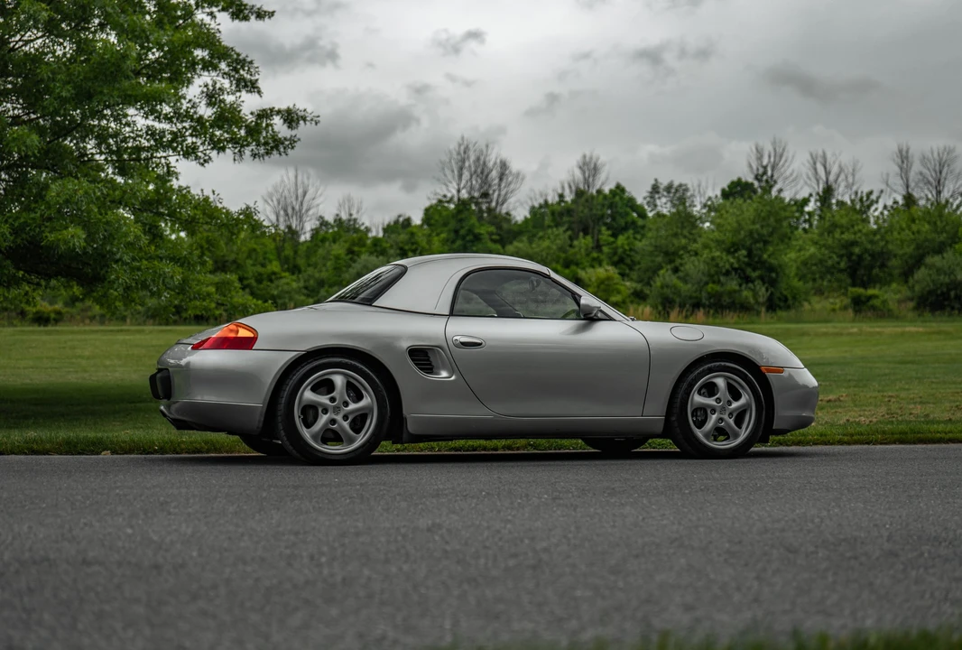 1998 Porsche 986 Boxster - Image 25 of 31
