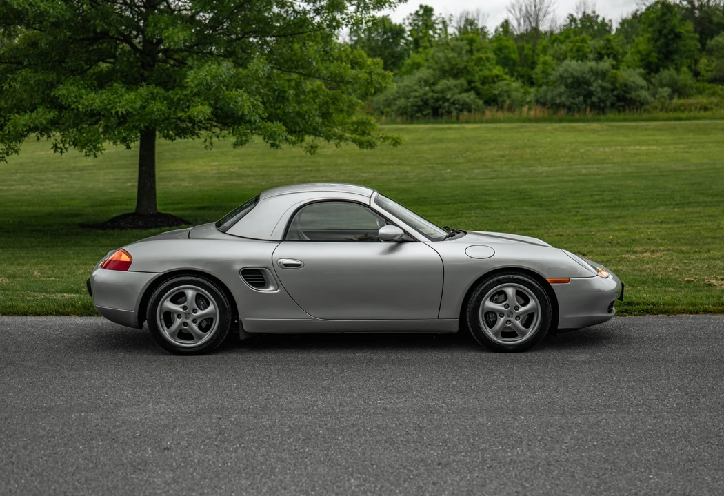 1998 Porsche 986 Boxster - Image 24 of 31