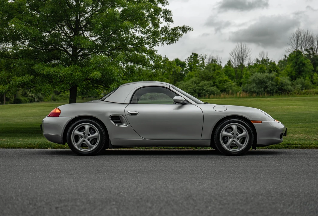 1998 Porsche 986 Boxster - Image 23 of 31