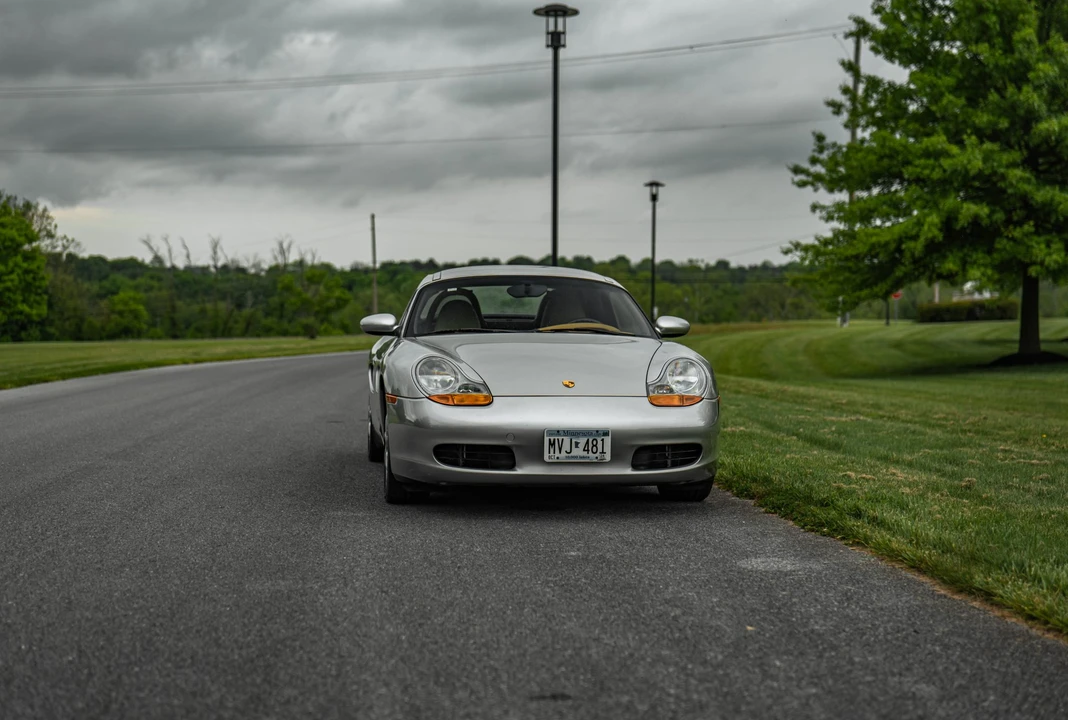 1998 Porsche 986 Boxster - Image 13 of 31