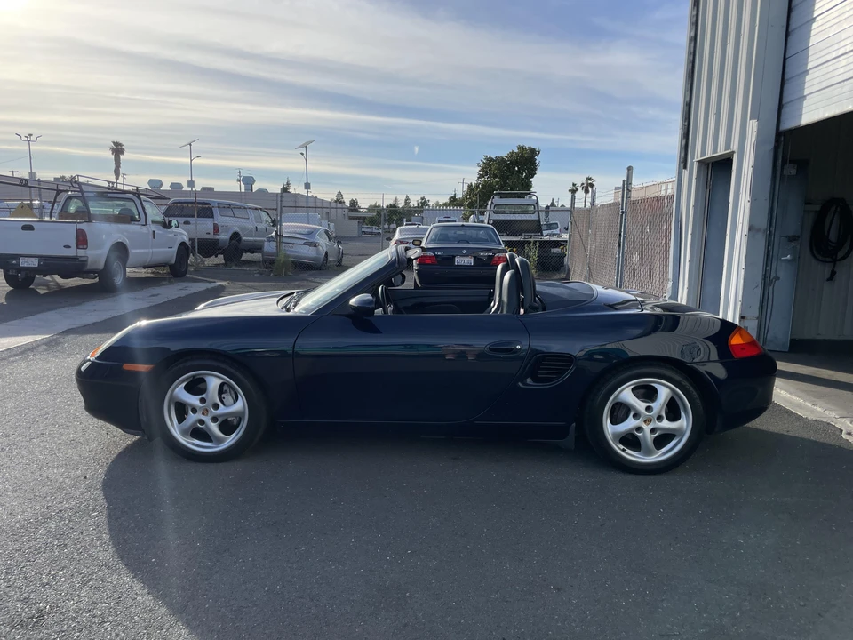 1998 Porsche 986 Boxster - Image 22 of 31