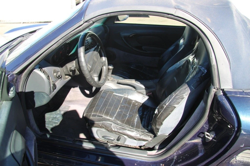1998 Porsche 986 Boxster - Image 12 of 21