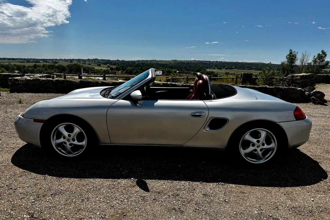 1998 Porsche 986 Boxster - Image 9 of 31