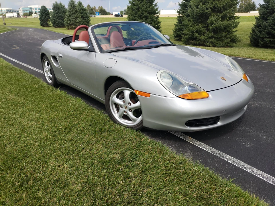 1998 Porsche 986 Boxster - Image 14 of 31
