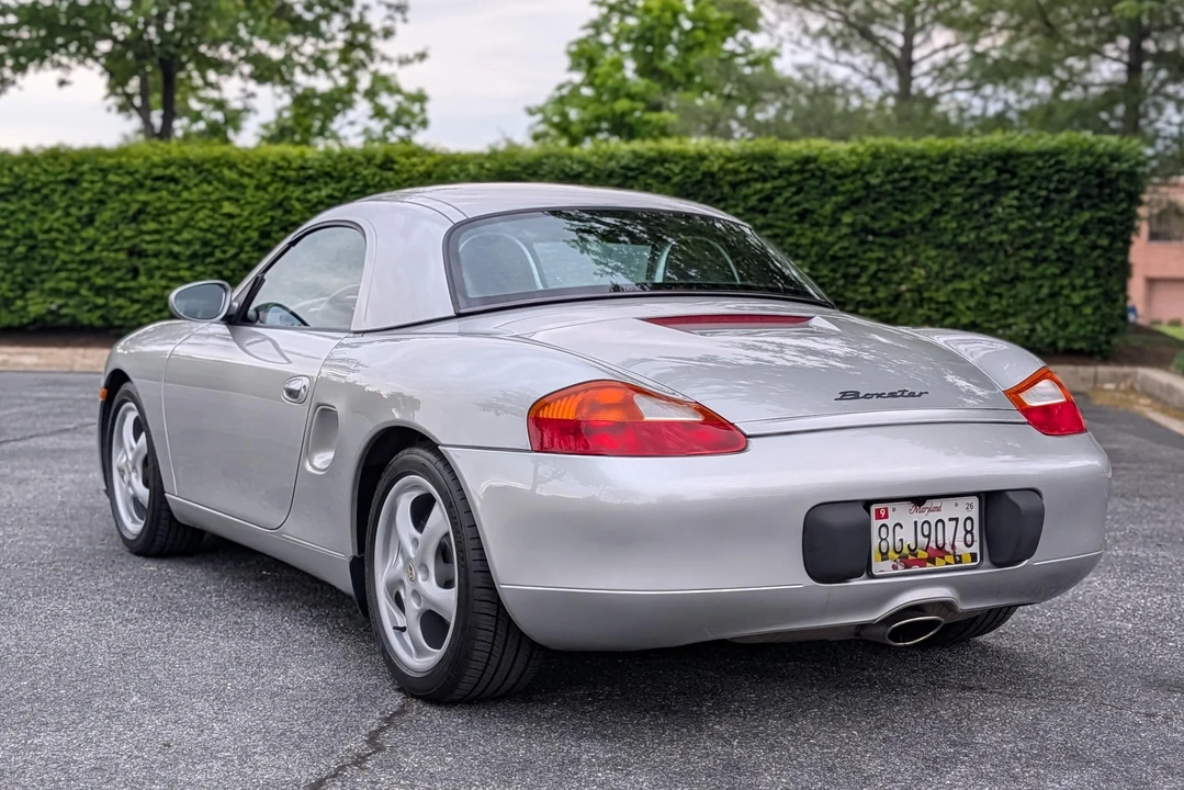 1998 Porsche 986 Boxster - Image 11 of 31