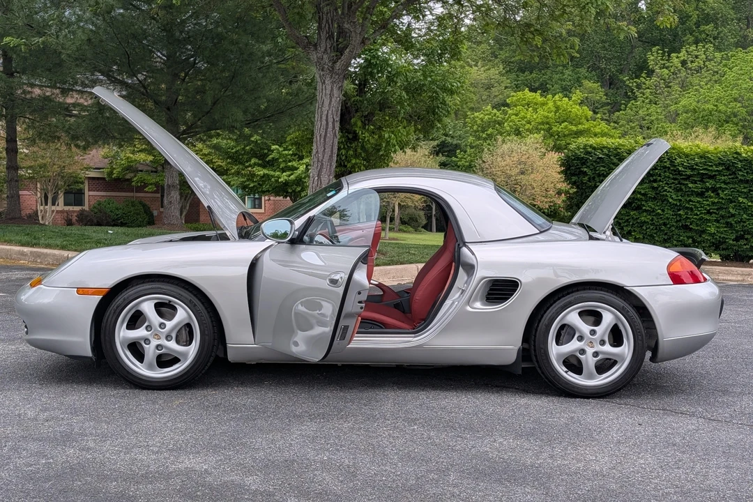 1998 Porsche 986 Boxster - Image 14 of 31
