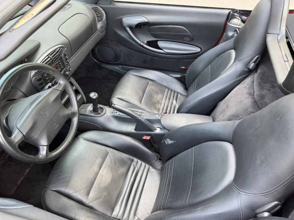 1998 Porsche 986 Boxster - Image 25 of 31