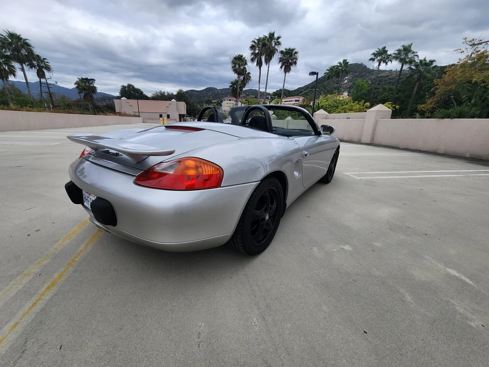 1998 Porsche 986 Boxster - Image 8 of 31