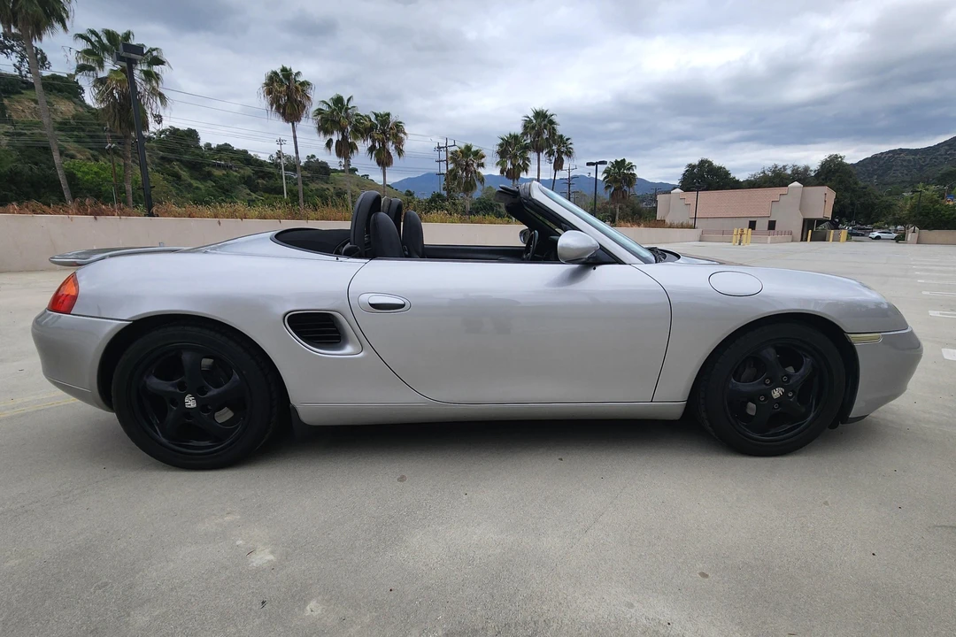 1998 Porsche 986 Boxster - Image 10 of 31