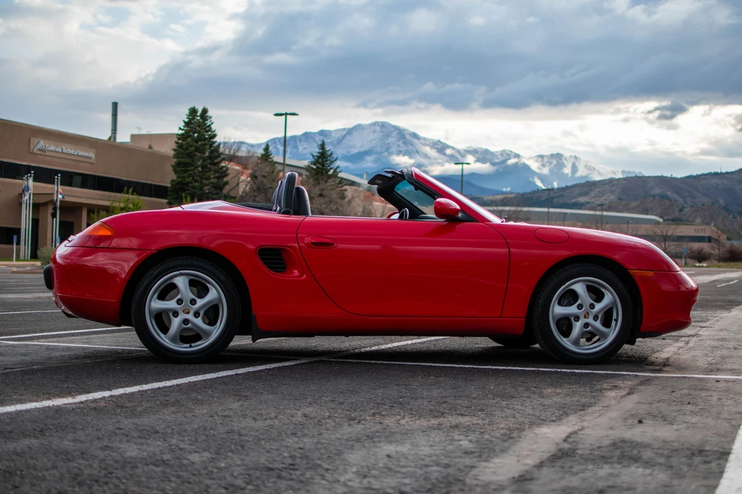 1998 Porsche 986 Boxster - Image 14 of 31
