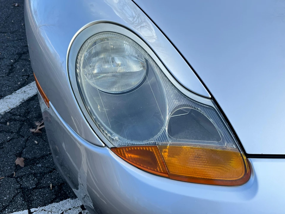 1998 Porsche 986 Boxster - Image 24 of 31