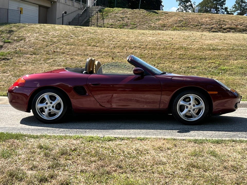 1998 Porsche 986 Boxster - Image 11 of 31