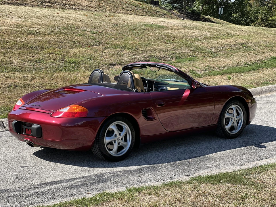 1998 Porsche 986 Boxster - Image 13 of 31