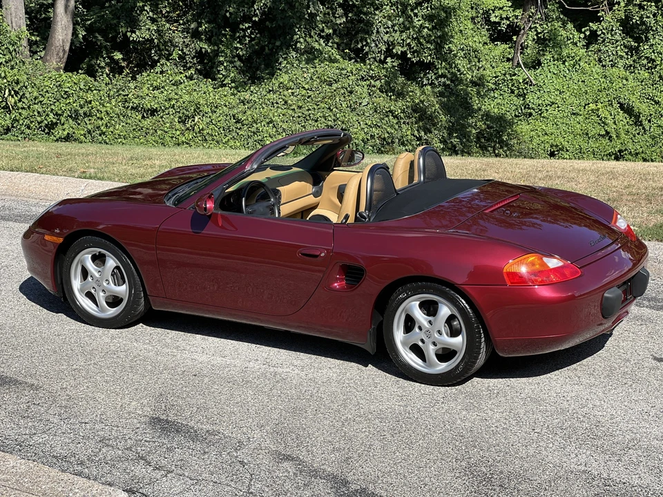 1998 Porsche 986 Boxster - Image 28 of 31