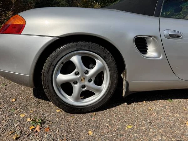 1998 Porsche 986 Boxster - Image 9 of 21