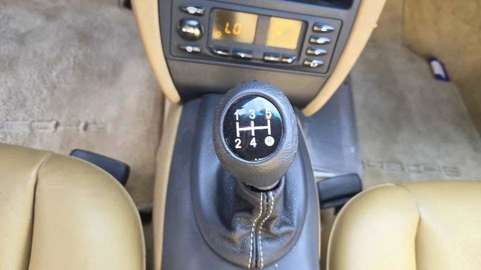 1998 Porsche 986 Boxster - Image 12 of 13
