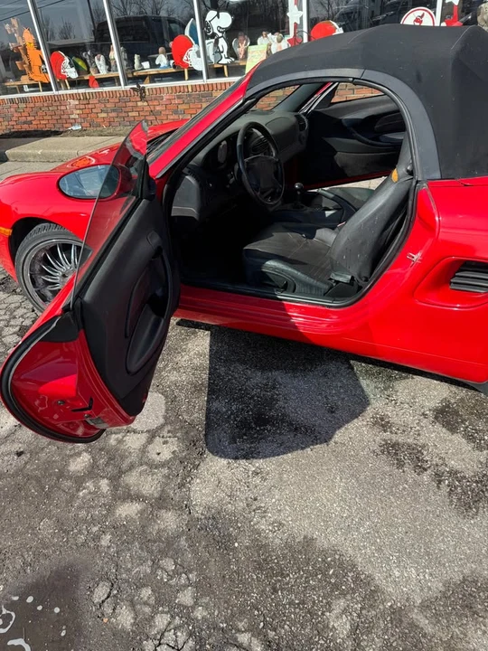 1998 Porsche 986 Boxster - Image 8 of 10