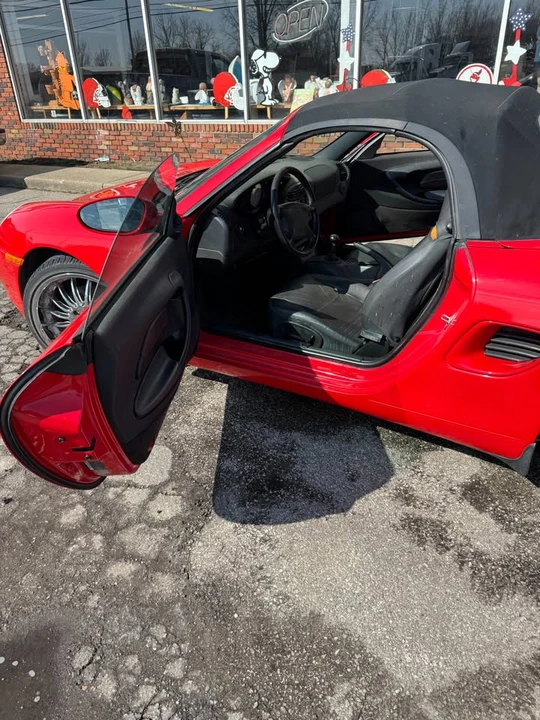 1998 Porsche 986 Boxster - Image 5 of 10