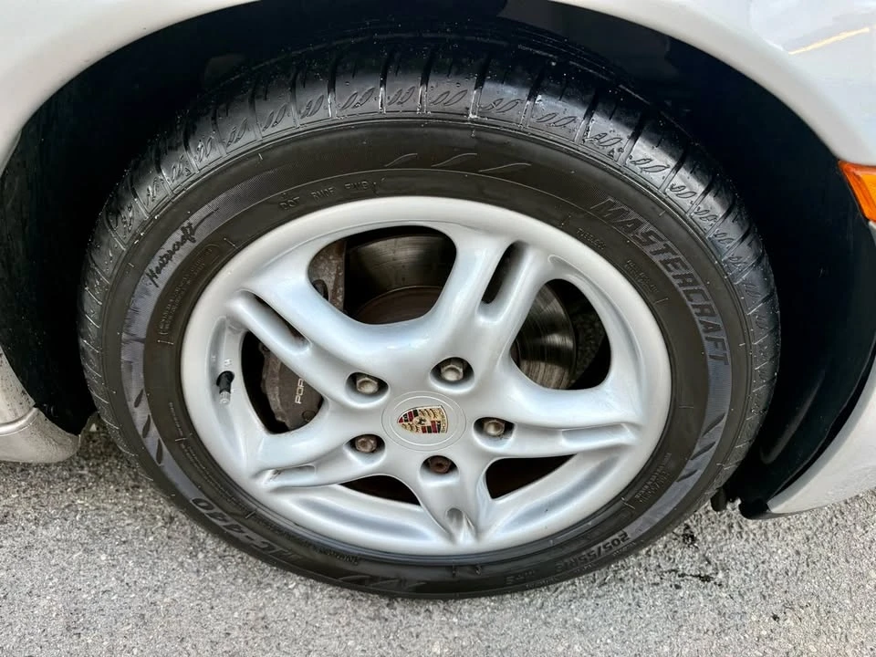 1998 Porsche 986 Boxster - Image 13 of 20