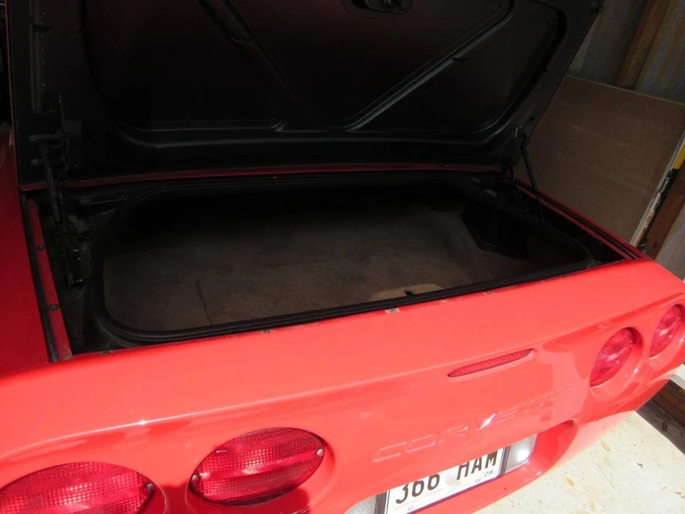 1998 Chevrolet Corvette C5 - Image 6 of 6