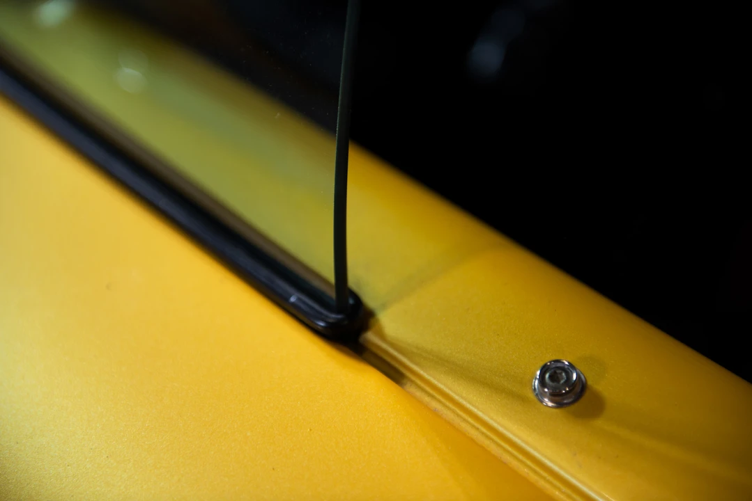 1998 Renault Spider - Image 30 of 31