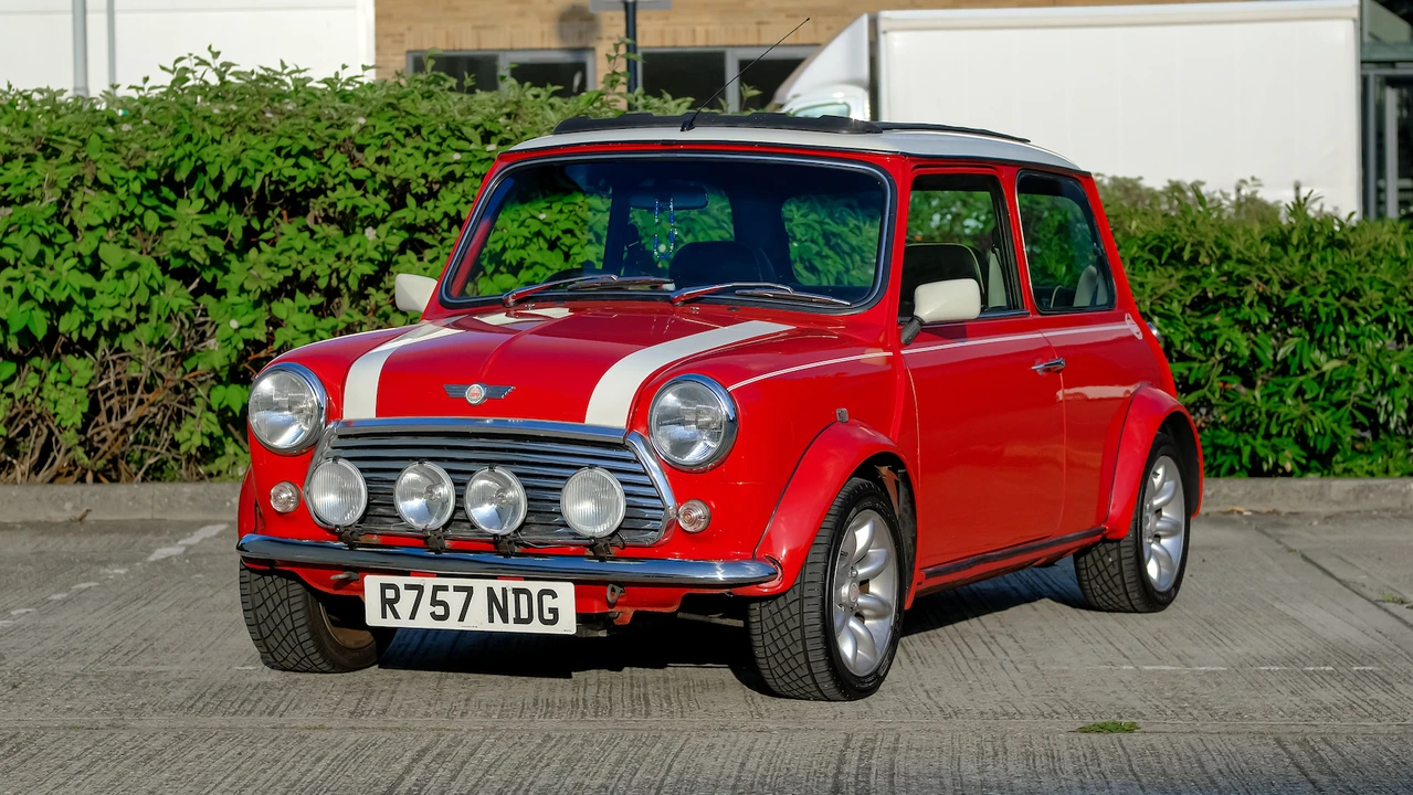 1998 Mini Mini Mark VII - Image 2 of 31