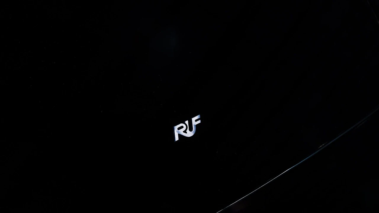 1998 RUF - Image 24 of 31