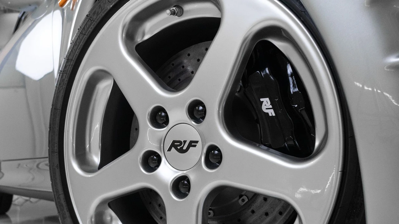 1998 RUF - Image 27 of 31