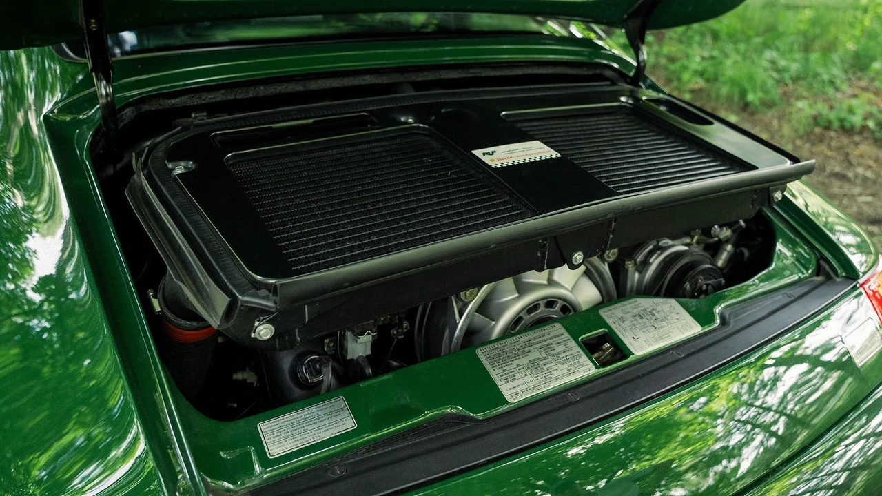 1998 RUF - Image 15 of 31