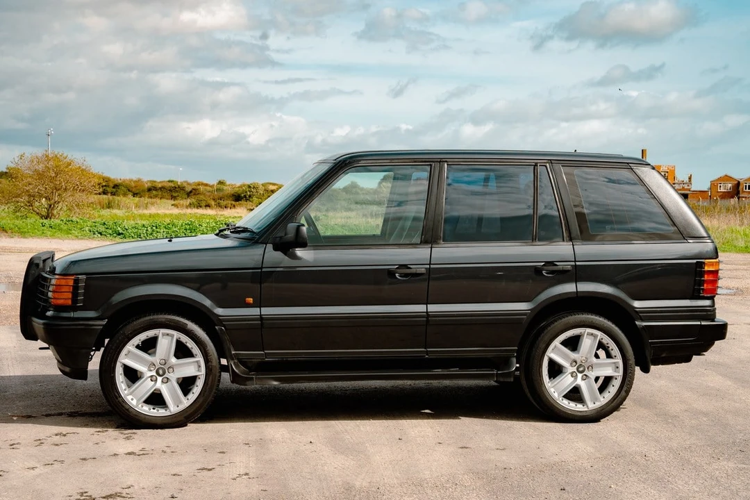 1997 Land Rover Range Rover P38A - Image 6 of 30